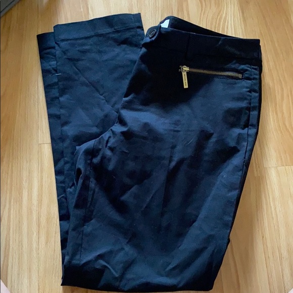 Michael Kors zippere black crop regular size pant - Picture 2 of 3